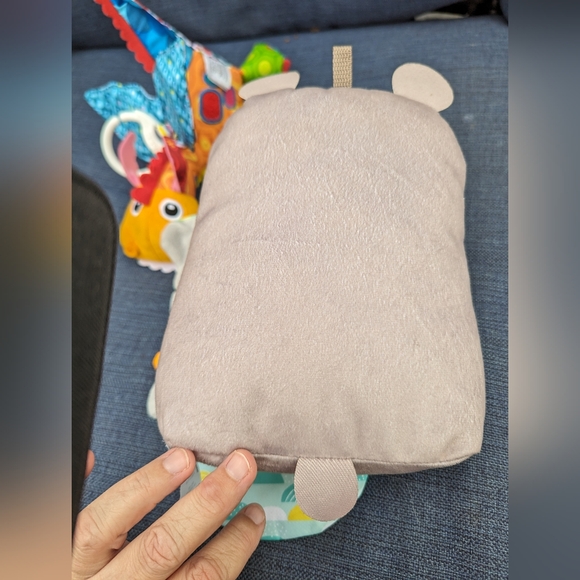 A Lot of 3 Baby Toys. La Maze dragon, Infantino koloa and F.P. book. - Picture 10 of 11